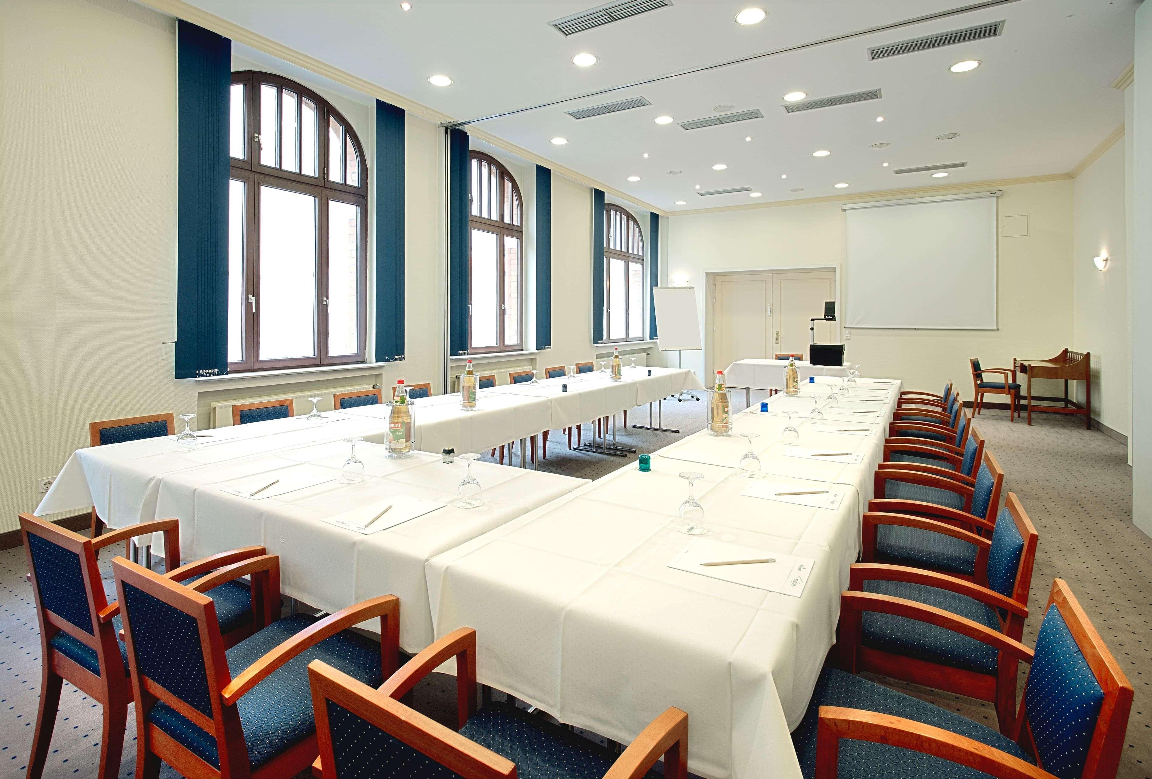 Tryp By Wyndham Kassel City Centre Επιχειρήσεις φωτογραφία