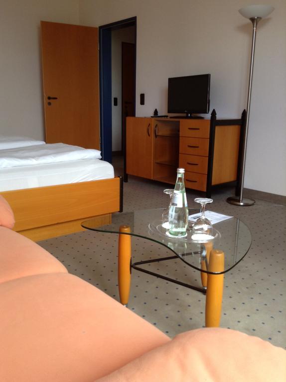 Tryp By Wyndham Kassel City Centre Δωμάτιο φωτογραφία